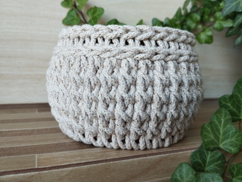 Háčkovaný košíček s víčkem — foto 4