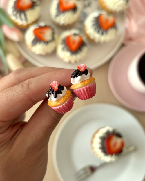 Náušnice DEWEWE dva cupcaky (pecky) — foto 2