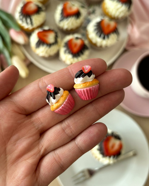 Náušnice DEWEWE dva cupcaky (pecky) — foto 4