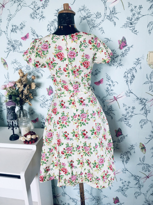 Šaty vintage růže čajová — foto 5