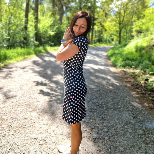Černé puntíkaté šaty...XL — foto 2