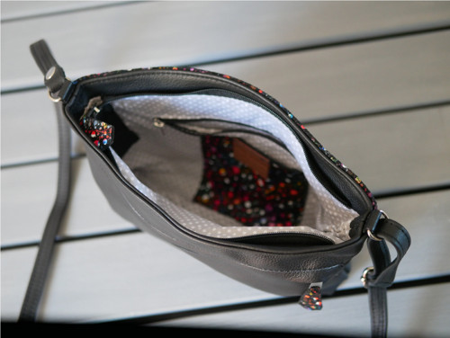 Anna - stylová kožená kabelka crossbody — foto 4