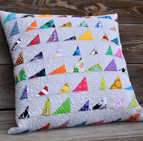 Patchworkový polštář – šediváčkova ouška — foto 2