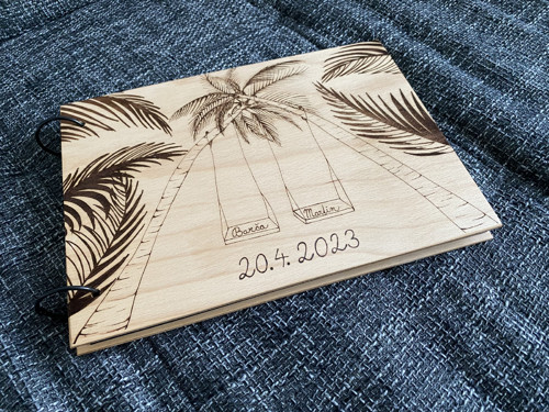 Dřevěné gravírované album — foto 5