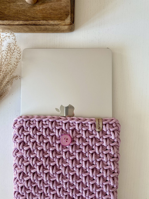 Háčkovaný obal na notebook nebo tablet různé barvy — foto 3