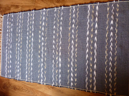Ručně tkané koberce - 70 x 130 cm - rezervace — foto 2