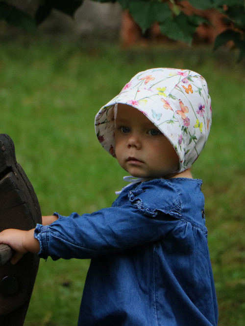 Letný detský čepček motýliky — foto 3