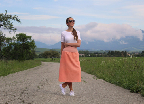Ľanová sukňa broskyňová S-M — foto 5