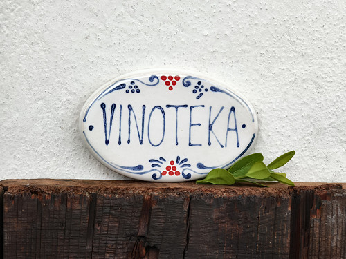 Cedulka Na Dveře Vinotéka — foto 3