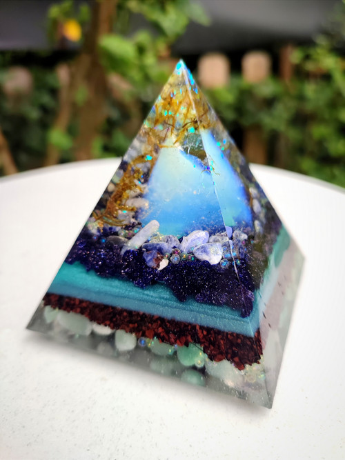 Orgonit velká pyramida, poklad v lese — foto 3