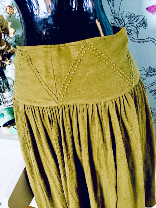 Sukně olivka mušelín — foto 3