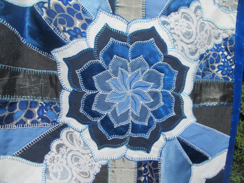 Mandala ,, Květ z modré planety " — foto 4