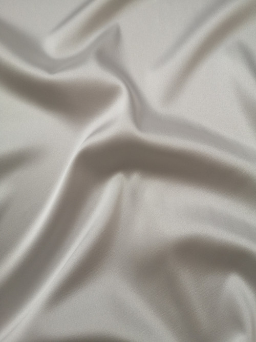 Elastický satén — foto 3