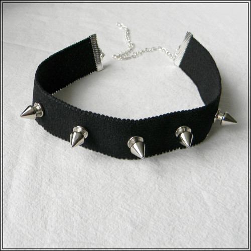 Rockový choker — foto 2