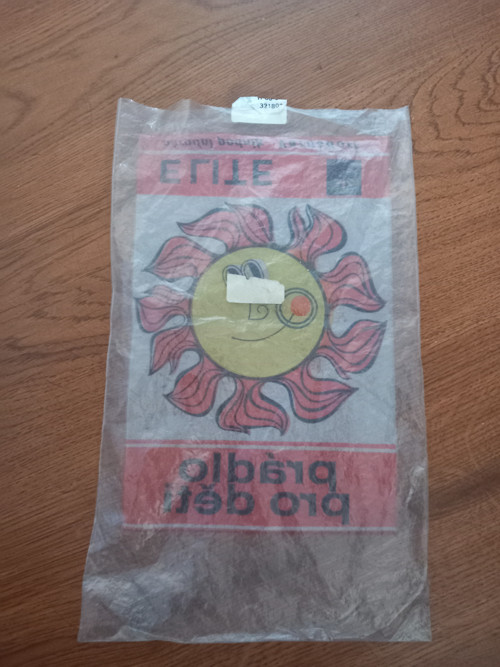 Retro igelitovy sáček — foto 5