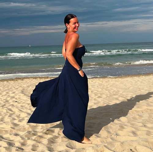 Tmavě modrá sukně s cípy — foto 2
