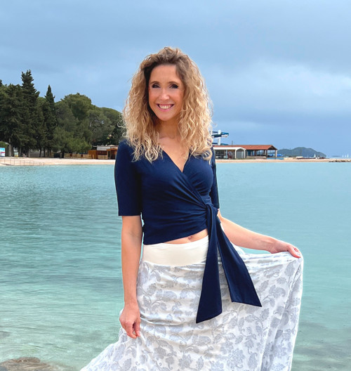 Tunika s mašlovým vázáním tmavě modrá — foto 5