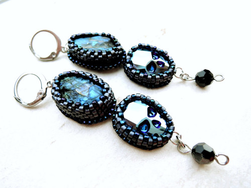 Náušnice Blue skull s labradoritem a Swarovski — foto 5