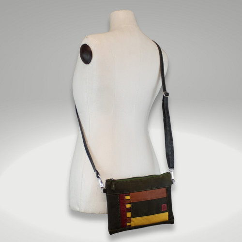 Crossbody Tia midi celokožená — foto 5