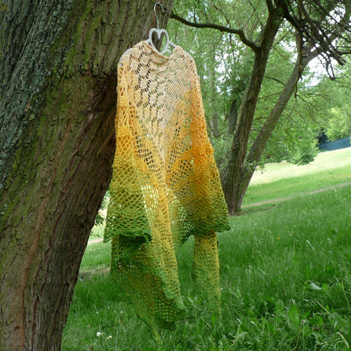 Háčkovaný šátek - pampelišky — foto 3