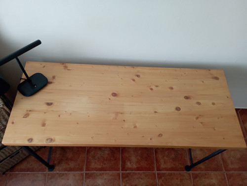 Industriální pracovní stůl — foto 4