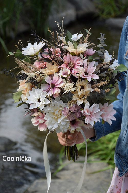 Svatební kytice Boho Rose — foto 6