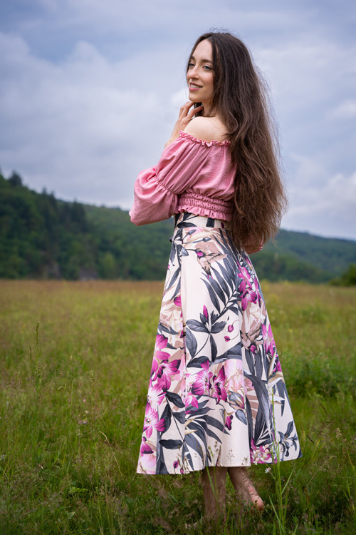 Midi Kolová - Růžová Paradise — foto 2