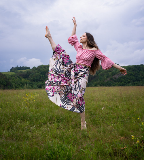 Midi Kolová - Růžová Paradise — foto 6