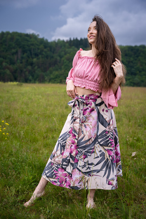 Midi Kolová - Růžová Paradise — foto 4