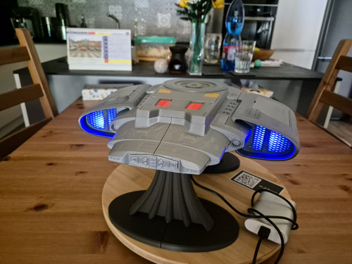 USS Defiant (NX-74205) — foto 4