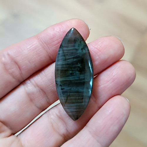 Labradorit, ID 3979, 40x16 mm — foto 3