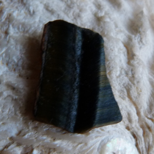 Sokolí oko surové - 2,8 cm — foto 3