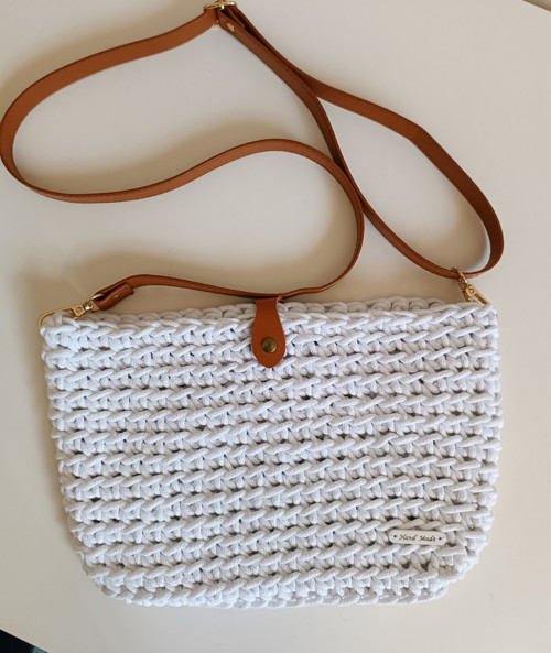 Bílá crossbody kabelka — foto 2