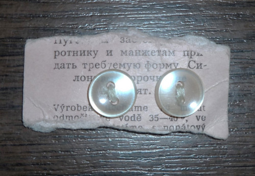 2x KNOFLÍKY, originál karta — foto 2