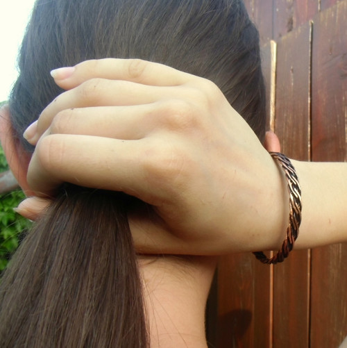 Měděný pletený náramek — foto 2