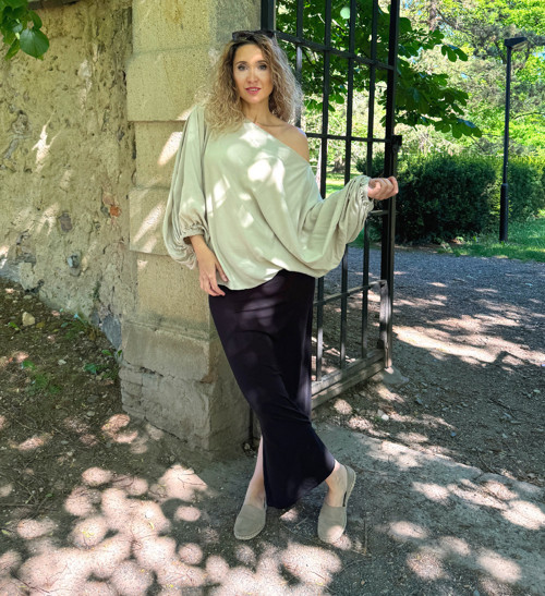 Volná béžová tunika — foto 3