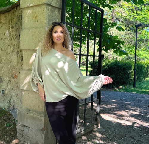 Volná béžová tunika — foto 5