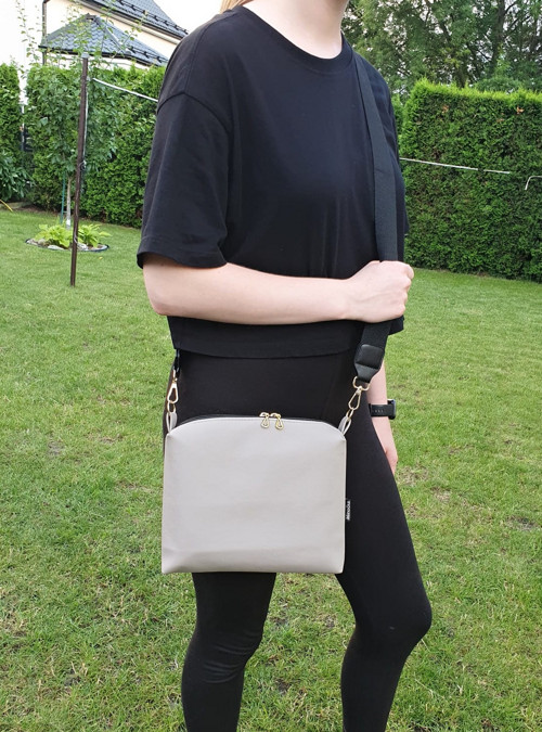 Béžová crossbody kabelka — foto 3
