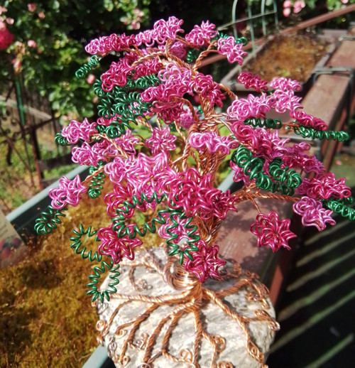 Stromek z drátků - sakura — foto 2