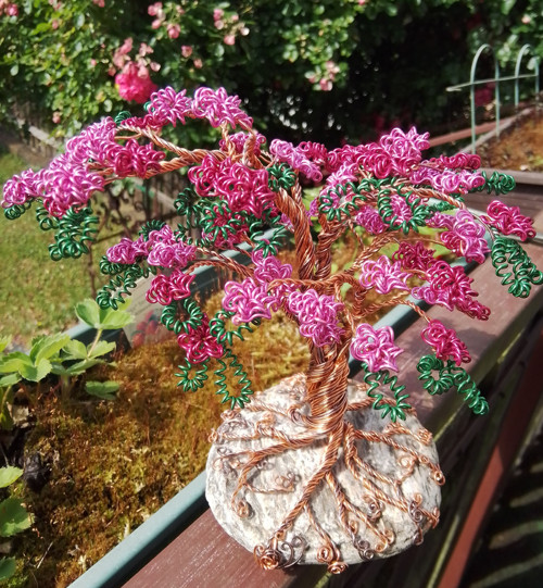 Stromek z drátků - sakura — foto 3