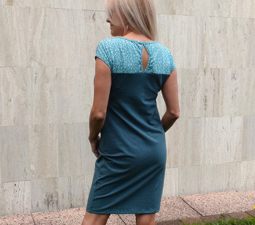 Letní puntíkaté šaty — foto 5