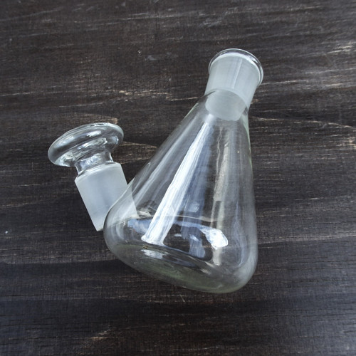 Laboratorní baňka — foto 2