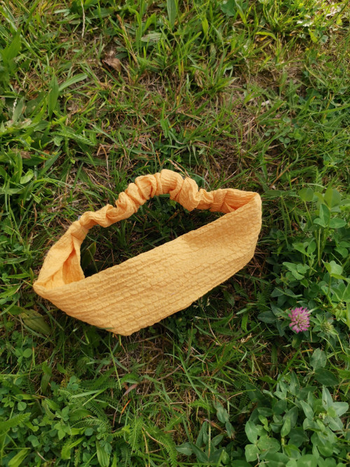 Čelenka - žlutá — foto 2