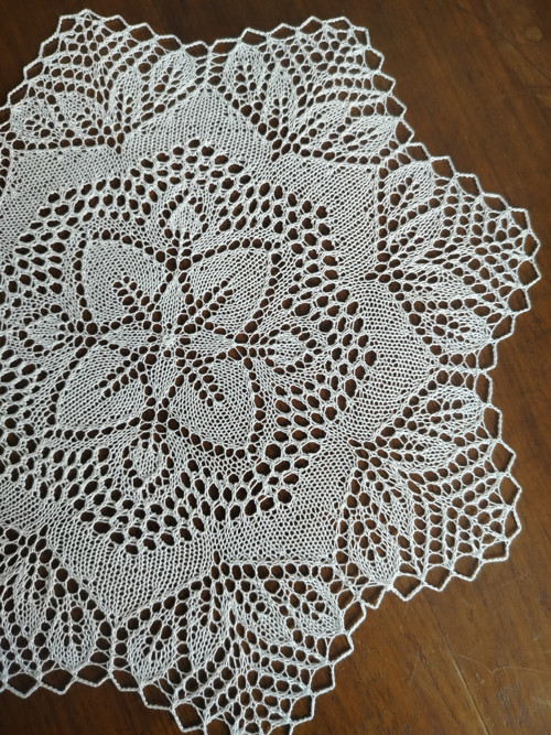 Kulatá pletená dečka Jetel — foto 3