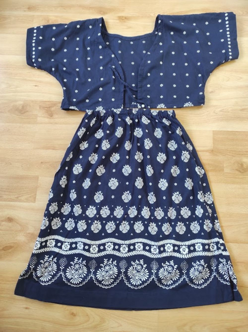 Dámský komplet sukně + top — foto 2