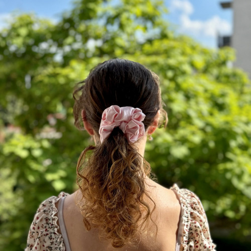 BABY PINK - hedvábná scrunchie JUMBO — foto 2
