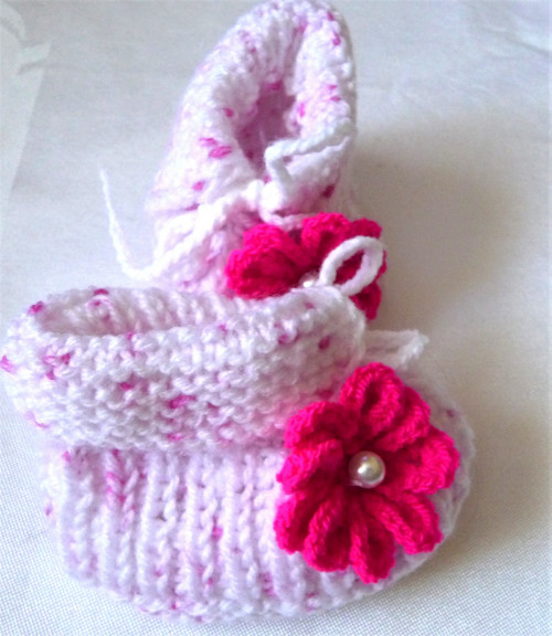 Capáčky s kytičkou-10-11cm — foto 2