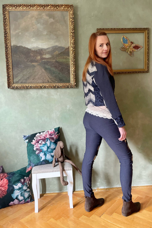 Outfit designový kostým vel. 38/40 — foto 2