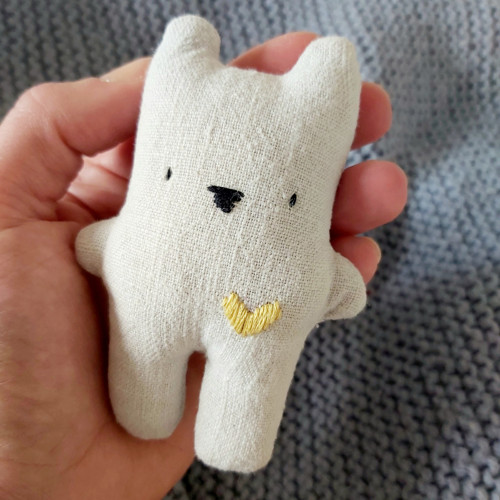 Tiny Bubu Bear Mustard Linen — foto 2