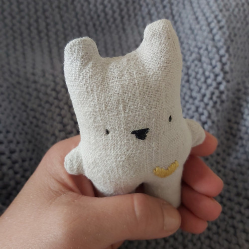 Tiny Bubu Bear Mustard Linen — foto 3